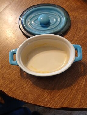 Small Stonewear Covered  Dish Turquoise Blue Handles And Covered For Butter